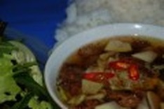 An invitation to eat in Hanoi
