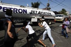 Oil rises to near $107 ahead of key US jobs report