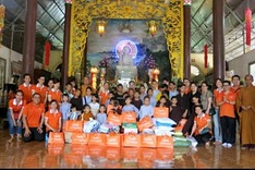 South Africa marks Mandela birthday with gifts to Vietnam