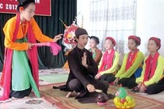 Eager students revive cheo opera