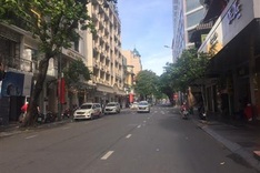 HCM City streets left deserted on New Year Holiday