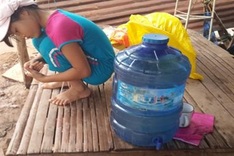 Dozens of students in An Giang in desperate need of support after fire