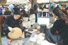 Exhibit recreates market vibe