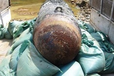 Big bomb safely dismantled in central Vietnam