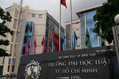 Boring curriculums contribute to university dropouts