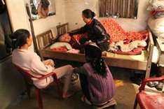 Bus accident in Laos kills nine Vietnamese workers