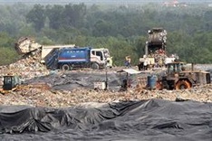 HCM City residents complain about stink from waste treatment complex