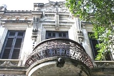 Researcher explores history of capital via wrought ironwork