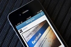 Facebook on track to go public May 18: WSJ