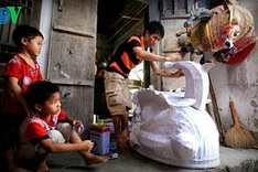 Unicorn head making thrives in Nam Dinh