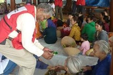 Vietnam, US strengthen humanitarian cooperation