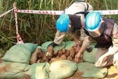 Vietnam hosts first ASEAN Meeting on UXO
