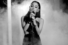 Ariana Grande to perform in HCM City
