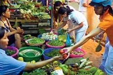 Hanoi and HCM City CPI down in April