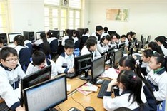 Technology teaching aids enthuse English students