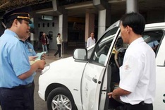 Transport Ministry to inspect taxi firms at Tan Son Nhat Airport
