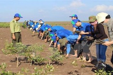 Vietnam needs 30 bln USD for climate change response