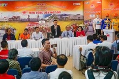 Cyclists get ready for Vietnam 2056km cross-country race