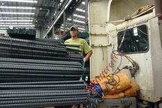 Massive Chinese steel imports cause more pressure for domestic firms
