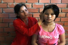 Little girl is facing death after numerous surgeries