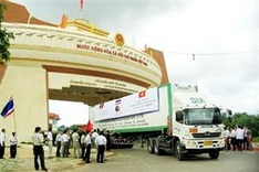 Vietnam strives for $30b border trade by 2020