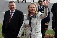 Clinton takes blame for handling of Libya attack