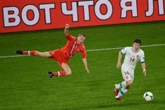 Classy Russians in driving seat after Czech win