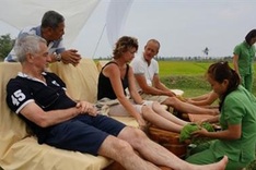 Sunset cruise sheds different light on magical Hoi An