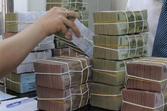 Central bank cuts key interest rates