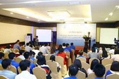 Writing contest on seas and islands launched for overseas Vietnamese students