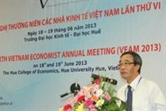 Hue hosts 6th Vietnam Economist Annual Meeting
