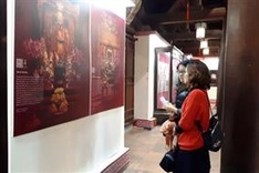 Exhibition highlights beauty of Literature Temple