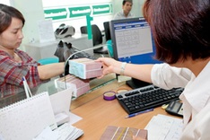 Banks rush to launch credit packages at breakeven prices