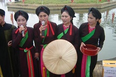 “Quan ho” folk songs brought to France