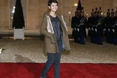 Parisian women finally 'allowed' to wear trousers