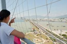 Nha Trang offers hot-air balloon ride for $5