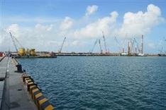 Quảng Ngãi explains dumping of dredged soil at sea