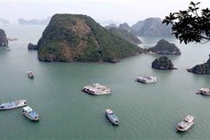 Hạ Long Bay’s water under threats