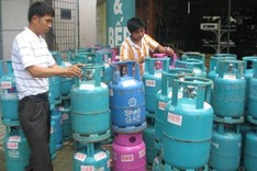 Domestic gas prices shadow global increases