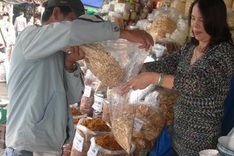 Taxes on plastic bags fail to stifle demand