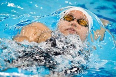 Record-breaker Vien swims to silver