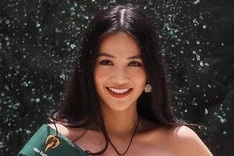 Miss Vietnam won silver medal in Miss Earth swimsuit sub-contest