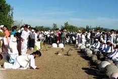 Cham Muslims in Binh Thuan welcome New Year