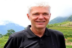 Danish Ambassador joins marathon in Sapa