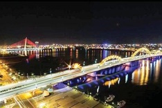 Da Nang visitors get free postcards
