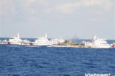 Chinese vessels continue blocking Vietnamese ships in oil rig site