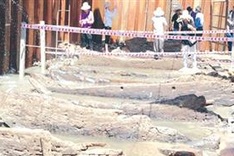 Make or break for ancient wreck