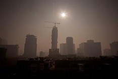 Beijing choked by pollution at dangerous levels