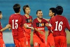Female footballers receive special support