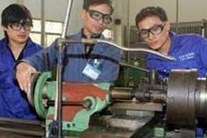 PM promotes more vocational training